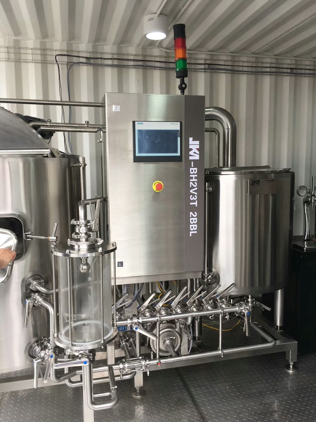 Korea  high polished rice rate  self-designed professional brewhouse and mash system of SUS304 316 for sale from China W1